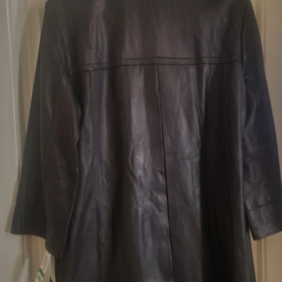 NWT INC Black Genuine Leather Trench Button Long Sleeve Coat Jacket Size…